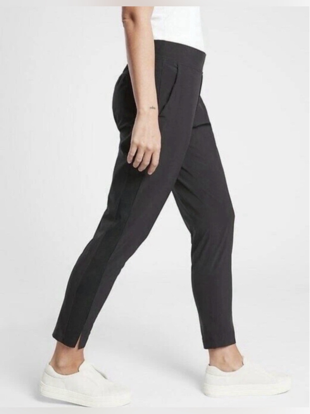 Athleta Black Brooklyn Mid-Rise Ankle Pants - Lightweight and Comfortable!!